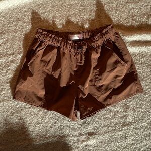 No Boundaries Women's Tan Cargo Shorts